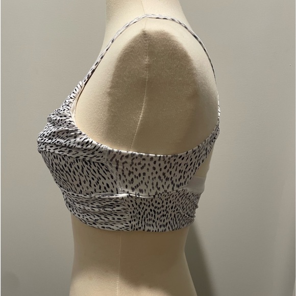 Lululemon Wrap It Up Bra Color Dottie Dash White Black/White Size 6 - Picture 11 of 12